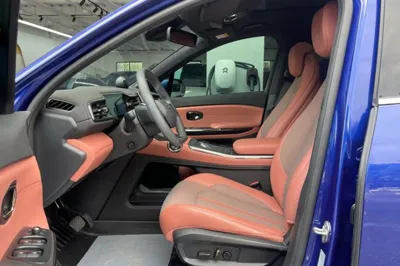 Nio EC6