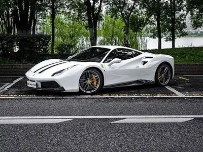 Ferrari 488