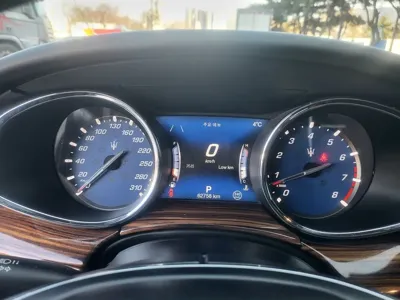 Maserati Quattroporte