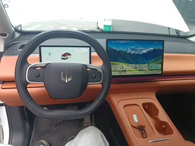 Leapmotor C10