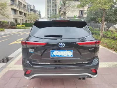 Toyota Crown Kluger