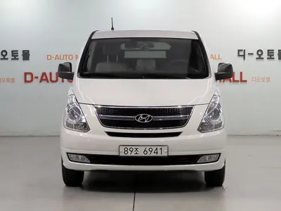 Hyundai Starex