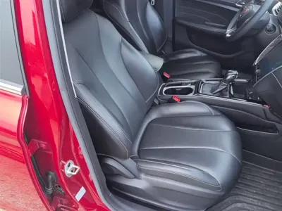 Roewe i5