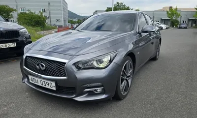 Infiniti Q50