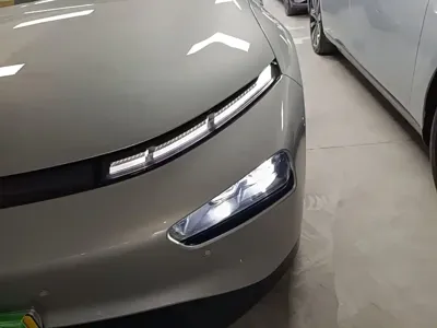 Xpeng P7