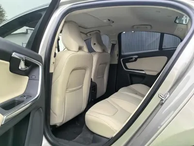 Volvo S60 (Import)