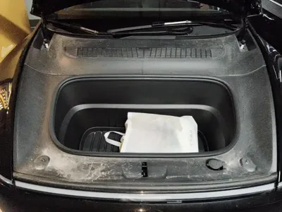 Tesla Model Y L
