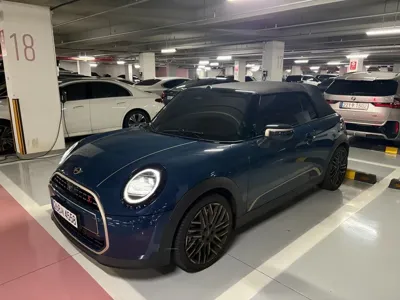MINI Cooper Convertible