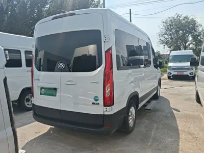 大通 V90