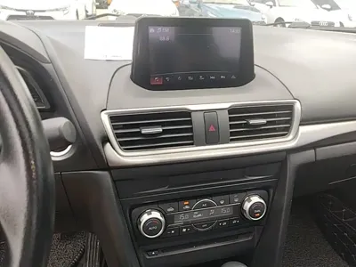 Mazda 3 Axela