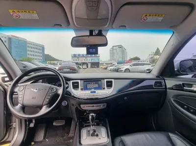 Hyundai Genesis
