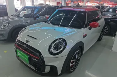 MINI JCW
