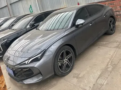 MG MG7