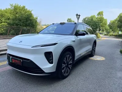 Nio ES8