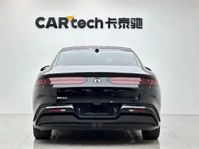 Denza Denza Z9