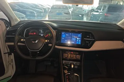 Jetta VS5
