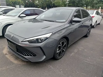 Roewe i5