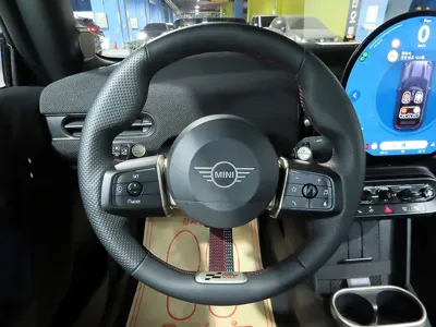 MINI Cooper Convertible