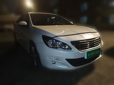 Peugeot 408