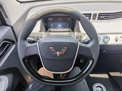Wuling MINIEV
