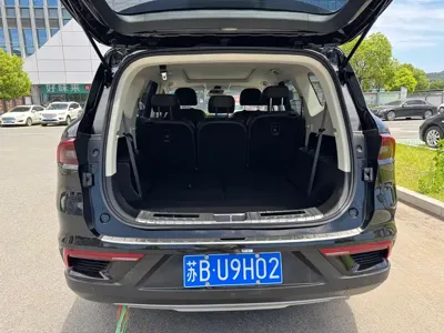 Geely Haoyue