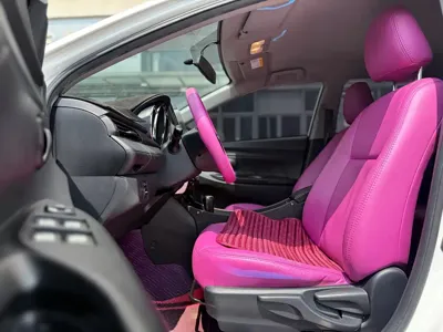 Toyota Yaris L