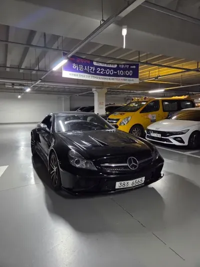Mercedes-Benz SL-Class