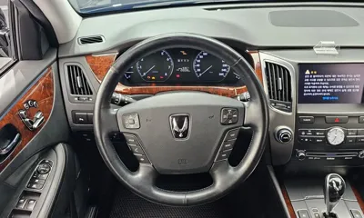 Hyundai Equus
