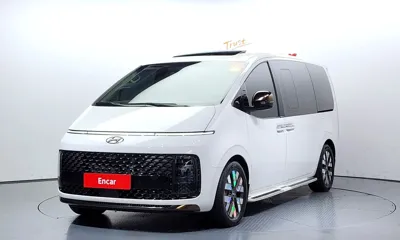 Hyundai Staria
