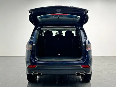 Jeep Grand Commander