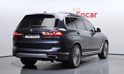 BMW X7