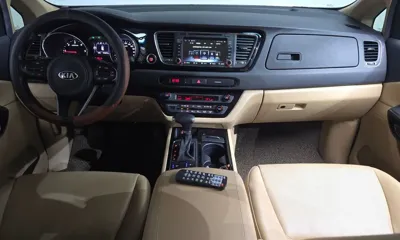 Kia Canival