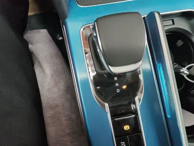 Hongqi HS7 PHEV