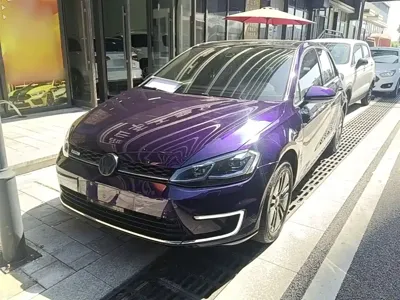 Volkswagen Golf EV