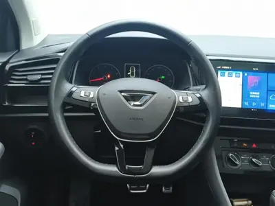 Jetta VS7