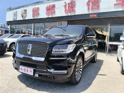 Lincoln Navigator
