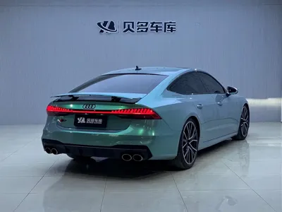Audi S7