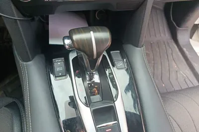 Honda UR-V