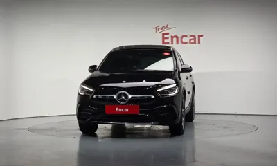 Mercedes-Benz GLA-Class