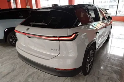 Nio ES7