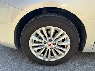 Roewe ei5