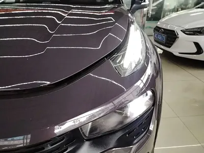 Lynk & Co 02