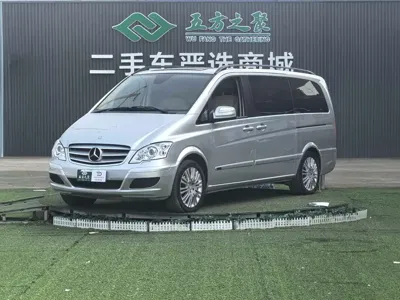 Mercedes-Benz Viano