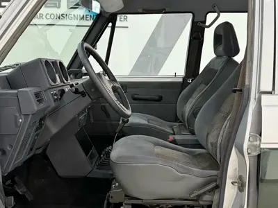 Mitsubishi Pajero (Import)