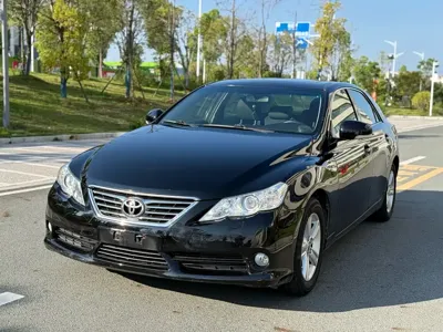 Toyota Reiz