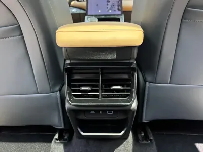 Geely Boyue L