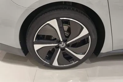 Nio ET7
