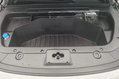 Leapmotor C10