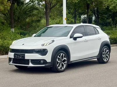 Lynk & Co 02
