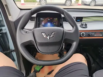 Wuling MINIEV